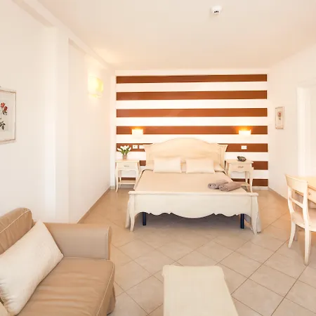 Alcantara Di Charme Adults Only