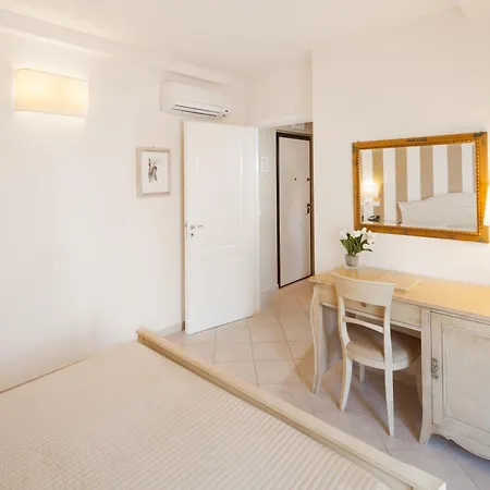 Alcantara Di Charme Adults Only