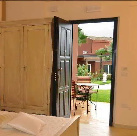 Hotel Alcantara Di Charme 4*