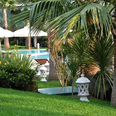 Alcantara Di Charme Hotel
