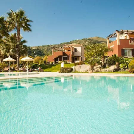 Alcantara Di Charme Hotel