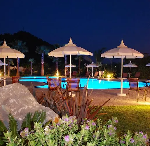 فندق Alcantara Di Charme Adults Only